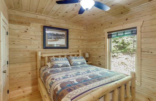 Explore Linville Falls Cabin with Game Room and Deck! - Foto 13