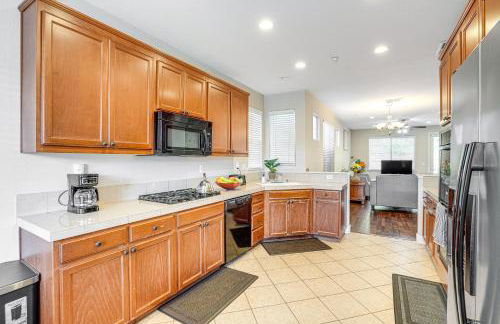 Spacious Bay Point Family Home with Private Yard! - Foto 6