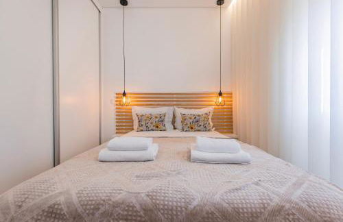 New Apartment by the Metro IV - Photo 8