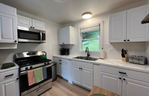 Brown House, Lake, Boat Dock, King Bed, Grill - Foto 28