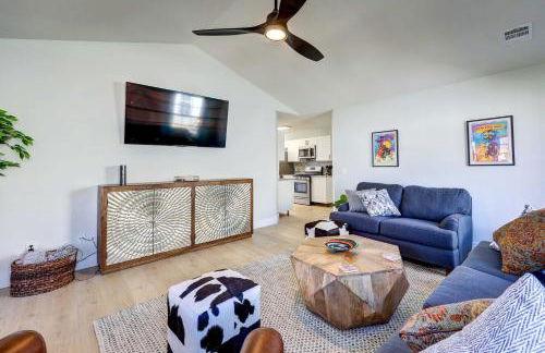 Chic Bentonville Home with Patio and Fire Pit! - Foto 1