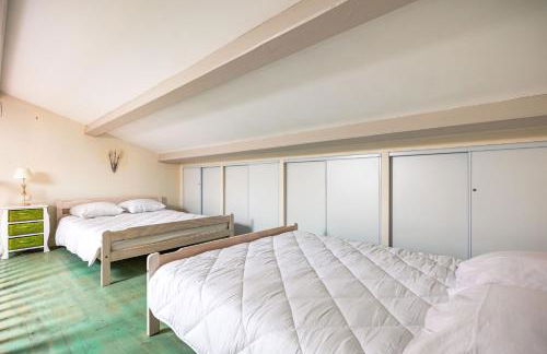 Maison Agréable avec Jardinet - Foto 13