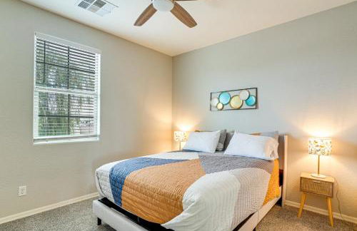 Pool, Views and Ample Space! Sunny Goodyear Retreat - Foto 26