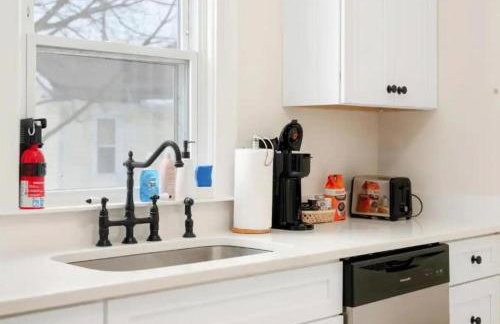 Sweet Retreat 3 Mins to Notre Dame Eddy St Commons and Memorial Hospital - Foto 15