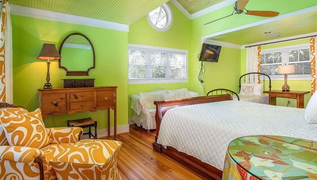 Blue Skies by Tybee Vacation Rentals - Foto 4, Habitación