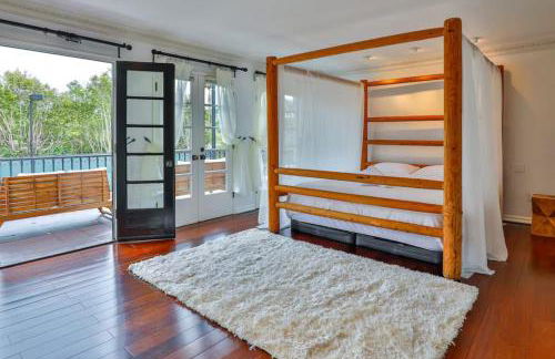 Sherman Oaks Tennis Estate with Pool + Spa - Foto 15