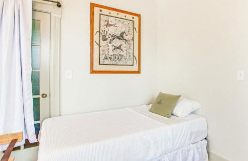 Lovely Elkhart Lake Apartment - Walk to Town! - Foto 20