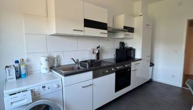 Modernes Zimmer am Campus 3 mit Gemeinschaftsbad - Foto 4