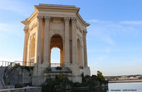 Design & Cosy - Centre historique Ecusson - Foto 24