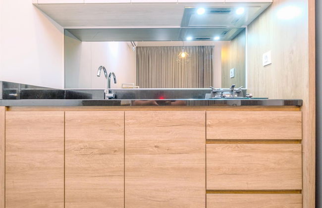 Best Homey And Nice 1Br At Ciputra World 2 Apartment - Foto 4