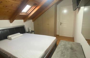 Lefkas Rooftop - Photo 7