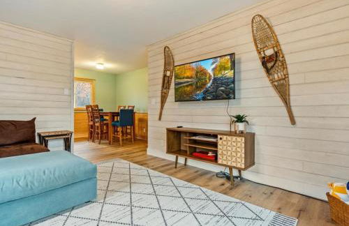 Cute Whitefish Cabin with Hot tub - Foto 20