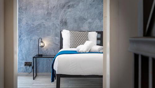 Modern City Centre Townhouse sleeps 10 & Parking - Foto 3