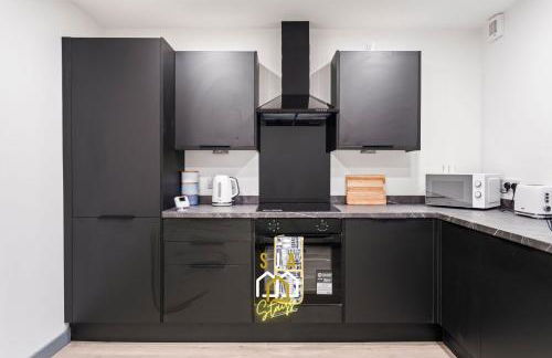 Seaforth Stay - SJA Stays - Modern 2 Bed Apartment - Photo 4