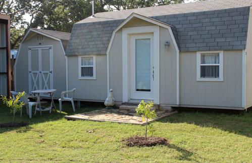 Simple and Cozy Cabin Rental on Private Ranch Retreat near Austin, Texas - Foto 1