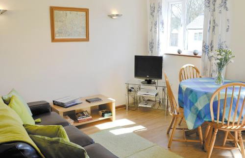 Rose Cottage - Photo 2