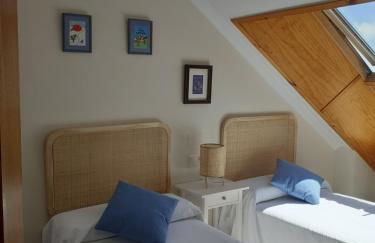 Atico con terraza y piscina comunitaria - Foto 4