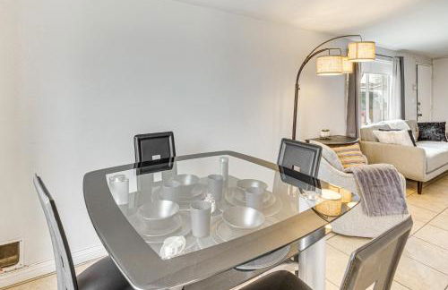 Work, Play and Relax Home with Yard in Lancaster! - Foto 7