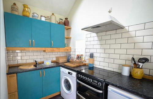 Rhyd Y Geifr, Cosy Barn Conversion in Maerdy - Photo 3