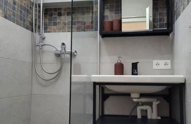 Living Flat, eine Wohnung mit zwei Schlafzimmern und Balkon - Foto 18