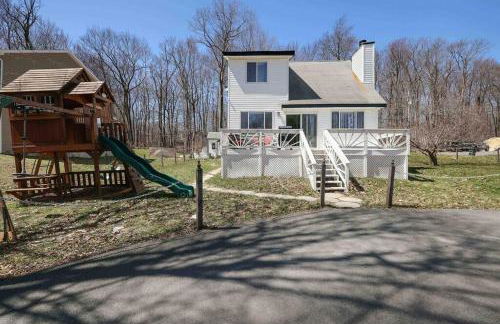 Cozy Poconos Mountain House with 3 bedrooms - Foto 68