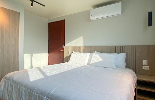 w Cozy 2BR w AC Near Kennedy Park - Photo 15