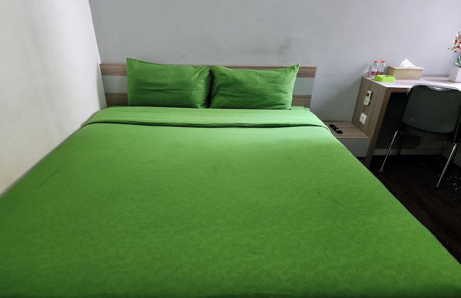 Barata Hotel Near Bandara Soekarno Hatta - Foto 11