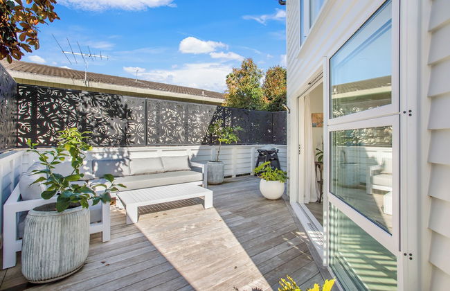 The Oasis Home with Hot Tub and Parking - Foto 19