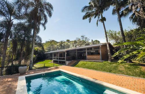 Casa térrea de alto padrão com piscina e cozinha de cinema na Granja Viana - Foto 4