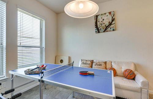 Covered Patio and Spacious Yard Houston Area Home! - Foto 13