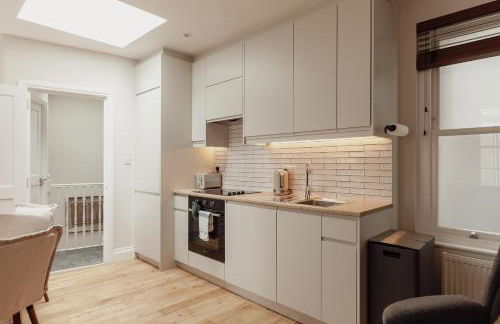 Holborn Townhouse - Photo 6