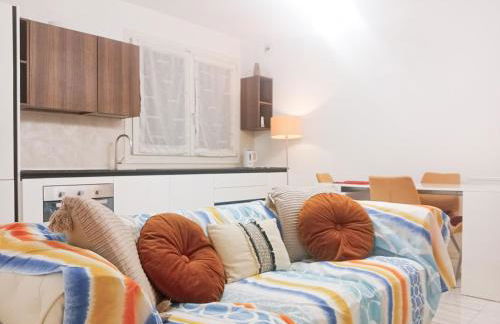 Sunflowers - Photo 6