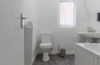 Modern 4bedroom Spacious Family Home - Foto 2