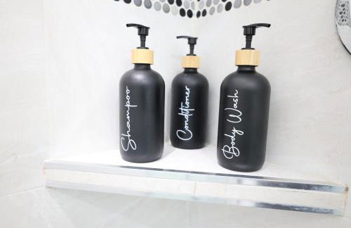 GREAT Luxe House NEAR Downtown & Marina in Miami - Photo 44