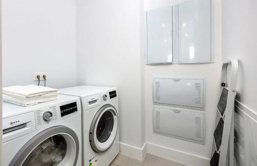 The White House Marbella - Photo 37