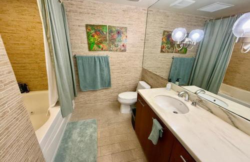 Luxury Apartment with Ocean and Park Views in Downtown Miami - Foto 5