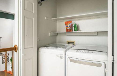 Artist Getaway In Downtown Westminster - Foto 56