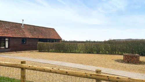 Hog Pits - 18961 - Photo 1