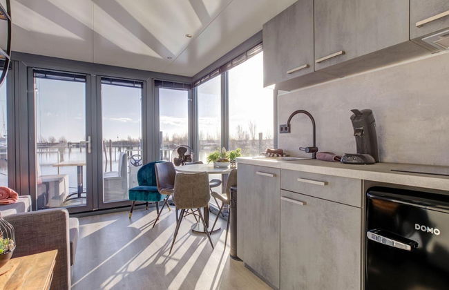 Houseboat in Volendam Near Fort Edam - Foto 9