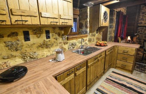 Ξενώνας Νικόλ - Photo 48