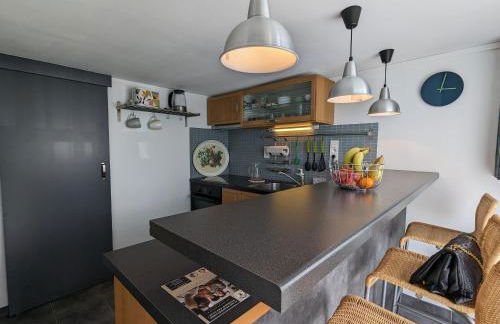 Maison en Berry avec jardin clos et terrasse - draps et ménage inclus - FR-1-591-408 - Foto 8