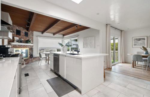 NEW Cozy Modern Home with Hot Tub and Ocean Views - Foto 12