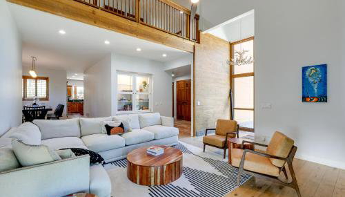 Spacious Flagstaff Home with Hot Tub and Fire Pit! - Foto 5