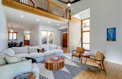 Spacious Flagstaff Home with Hot Tub and Fire Pit! - Photo 5