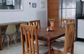 Apartamento na Praia das Toninhas em Ubatuba 350m da praia -2 quartos sendo 1 suite, piscina, varanda gourmet com churrasqueira, ar condicionado, cozinha completa, duas garagens - Foto 4