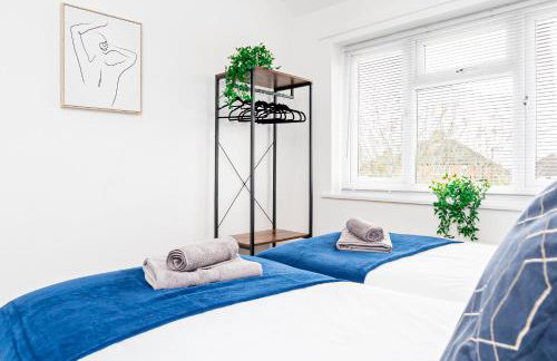 Private immaculate contractor and leisure stay with large driveway - Foto 12