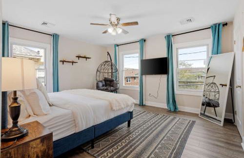 Beautifully Renovated 6BR 2BA 2 Blocks to Beach - Foto 25