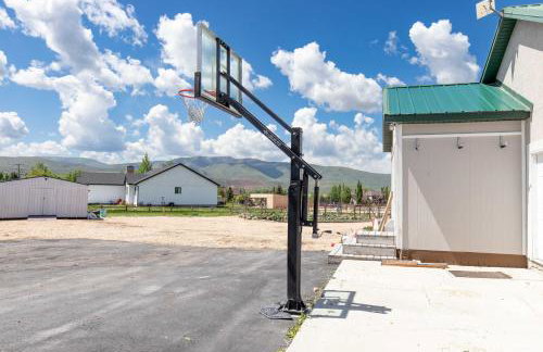 Luxe Heber City Cabin and Hot Tub and Guest House - Foto 39