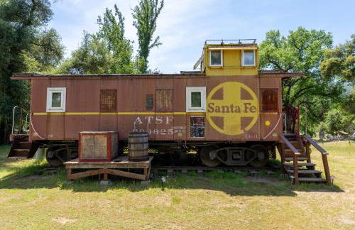 Little Red Caboose - Foto 35