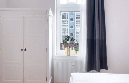 SC 05 by ROCKCHAIR Apartments l SUPERHOST Status l 2 Bedrooms Boxspringbeds Balcony Elevator - Cozy Family & Business Flair welcomes you! - Foto 14